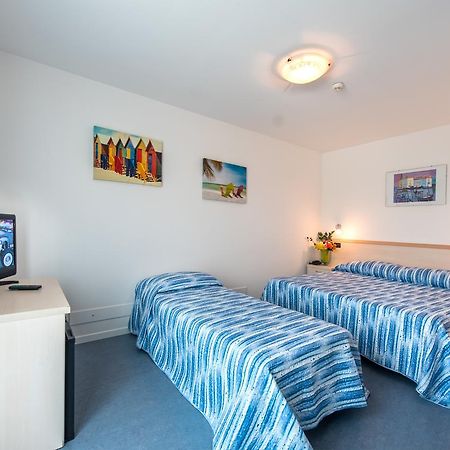 Hotel Minerva Lignano Sabbiadoro Bagian luar foto